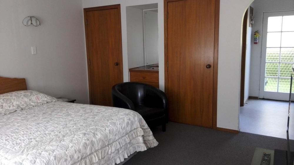 Browns Bay Olive Tree Motel & Apartment Okura Bush Εξωτερικό φωτογραφία