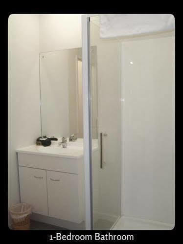 Browns Bay Olive Tree Motel & Apartment Okura Bush Εξωτερικό φωτογραφία